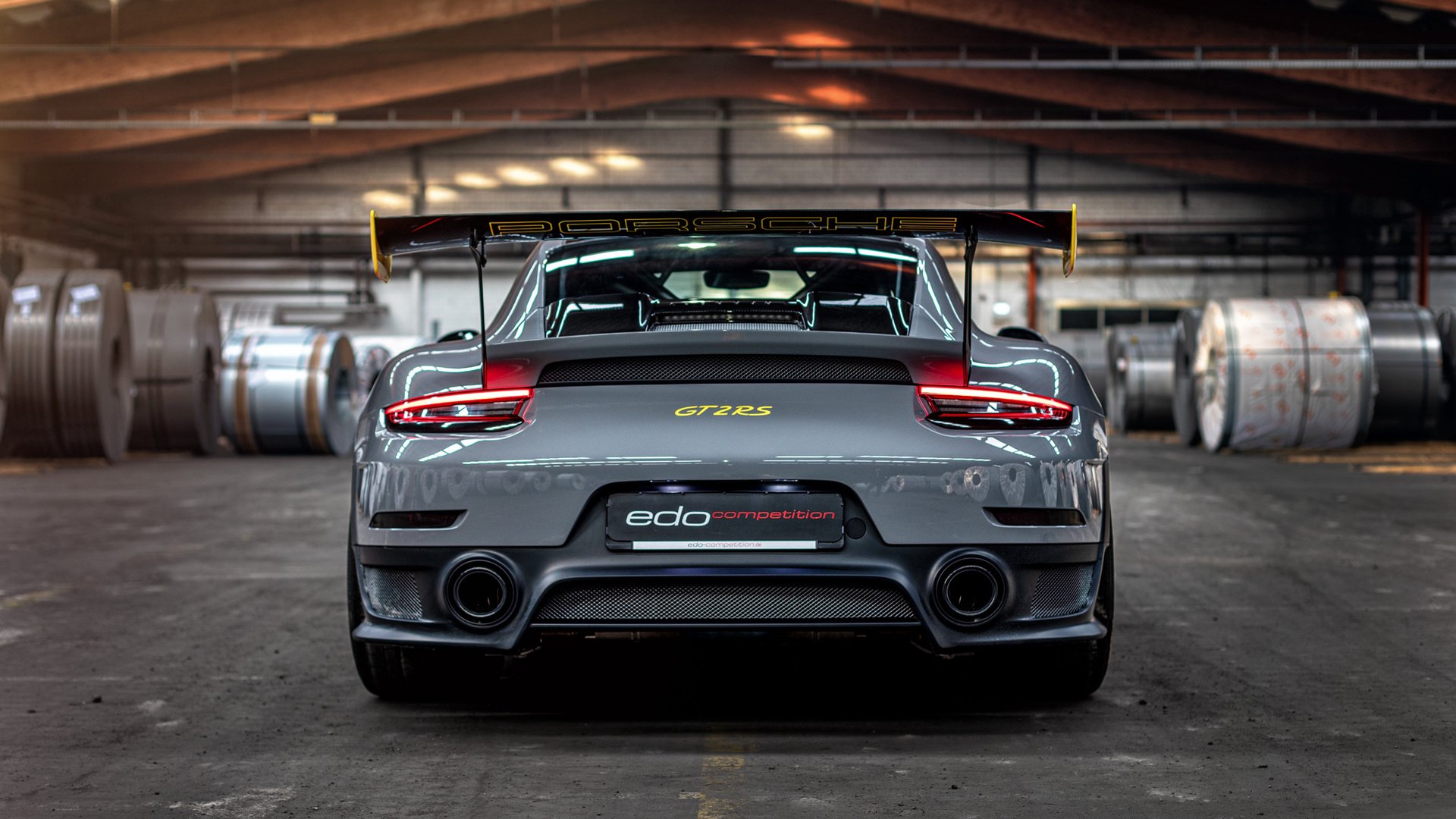 中超球队年度数据分析可视化仪表板展示，中超联赛队标